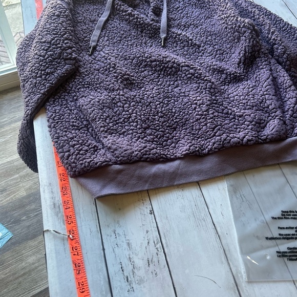 Z by Zella Large Purple Sherpa Lol Over Hoodie - Picture 5 of 8